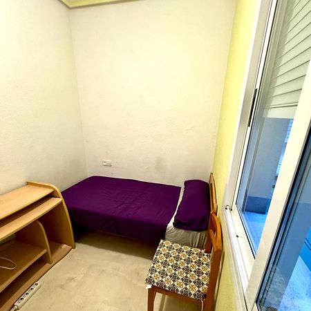 Economic Private Room In Center Of グラナダ エクステリア 写真